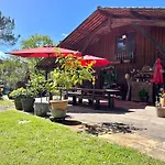 بيت للعطل Maison Atypique Au Coeur De Notre Pinede