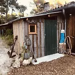 Maison Atypique Au Coeur De Notre Pinede بيت للعطل لا تاسْتْ دو بوك