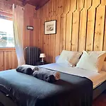 Maison Atypique Au Coeur De Notre Pinede La Teste-de-Buch