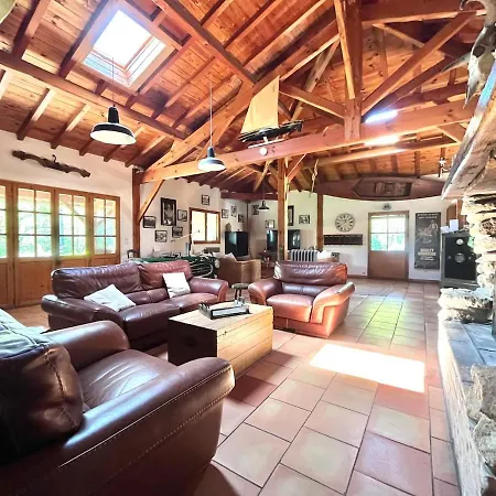 Hébergement de vacances Maison Atypique Au Coeur De Notre Pinede *